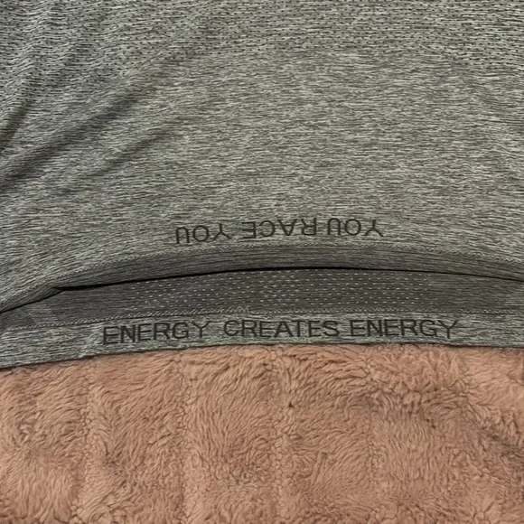 Grey Swiftly Tech Lululemon Long Sleeve size 6 - Picture 3 of 9